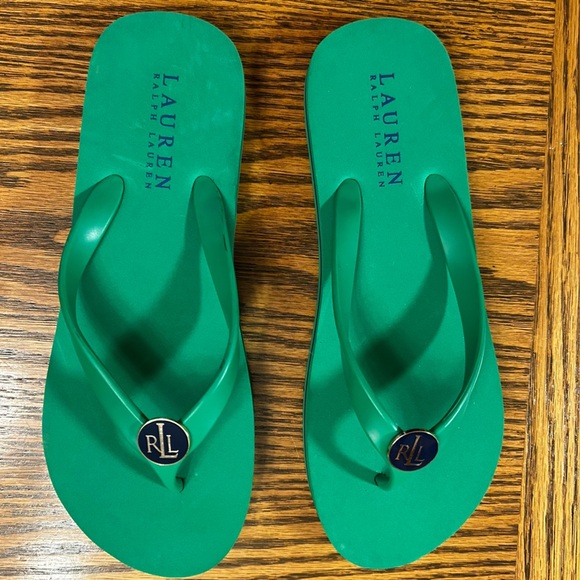 Lauren Ralph Lauren Shoes - Lauren Ralph Lauren Green Flip Flop Sandals Size 7-8 NWOT